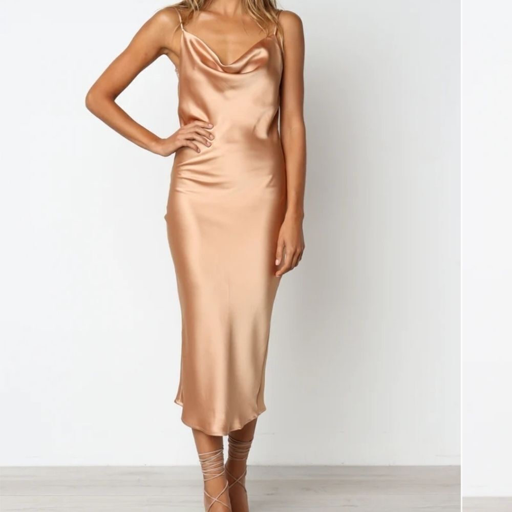 Petal & Pup Persia Gold Satin Draped Sleeveless Cocktail Midi Slip Dress 8US - Picture 3 of 12